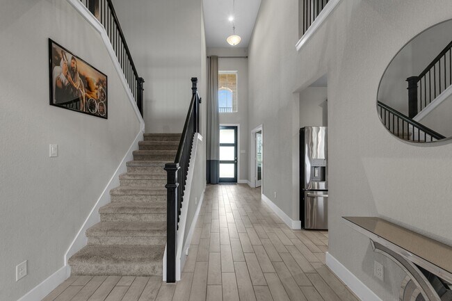 Building Photo - 1569 Sunrise Gables Dr