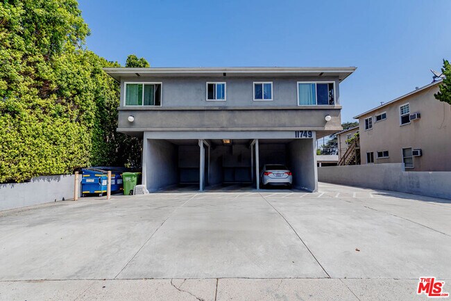 Building Photo - 11749 Riverside Dr