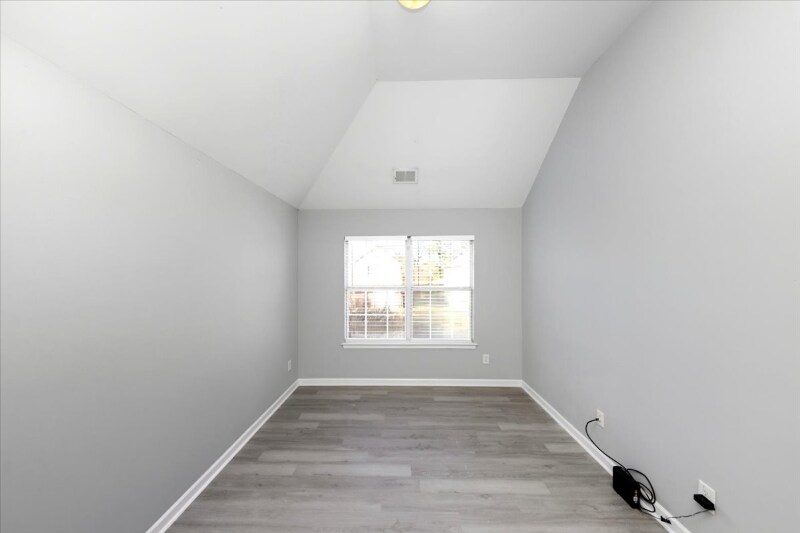 Building Photo - 3580 Morinda Dr