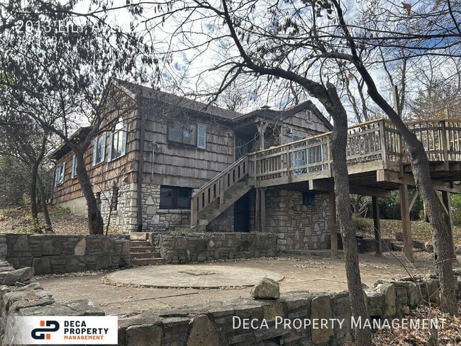 Building Photo - 2013 Lily Ave