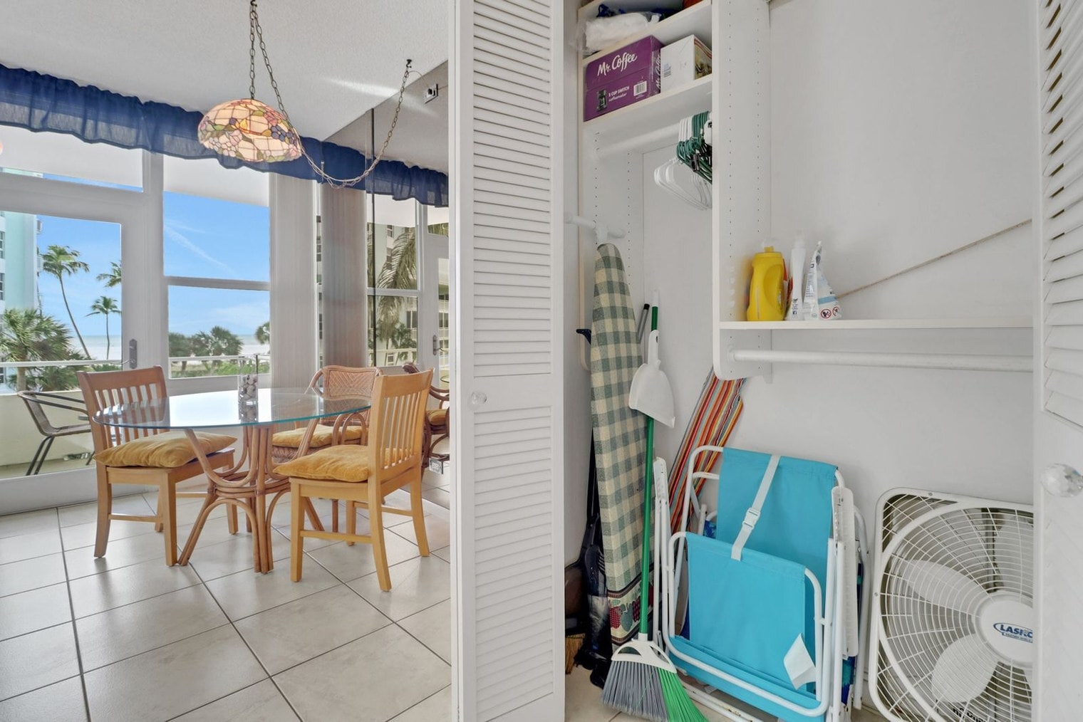 Building Photo - 220 Seaview Ct