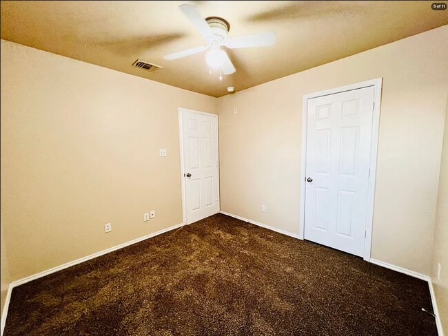 Building Photo - 10718 Mathom Landing