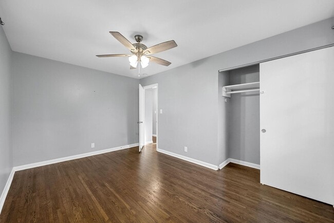 Building Photo - 102 Preston Dr