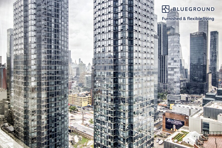 Building Photo - 635 W 42nd St