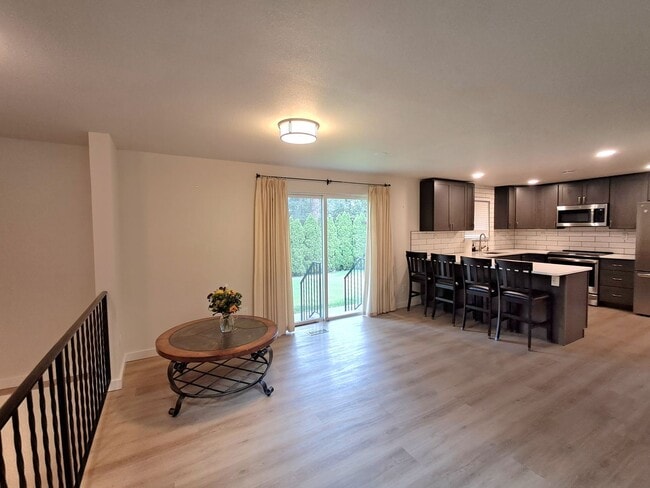Building Photo - $3,200 -4 Bed / 3 Bath- Home with Fully Fe...