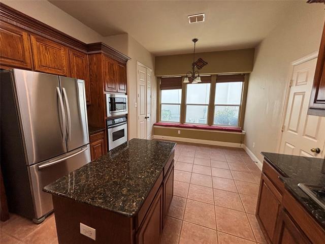 Building Photo - 834 San Clemente