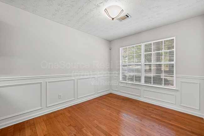 Building Photo - 2733 Vining Ridge Terrace