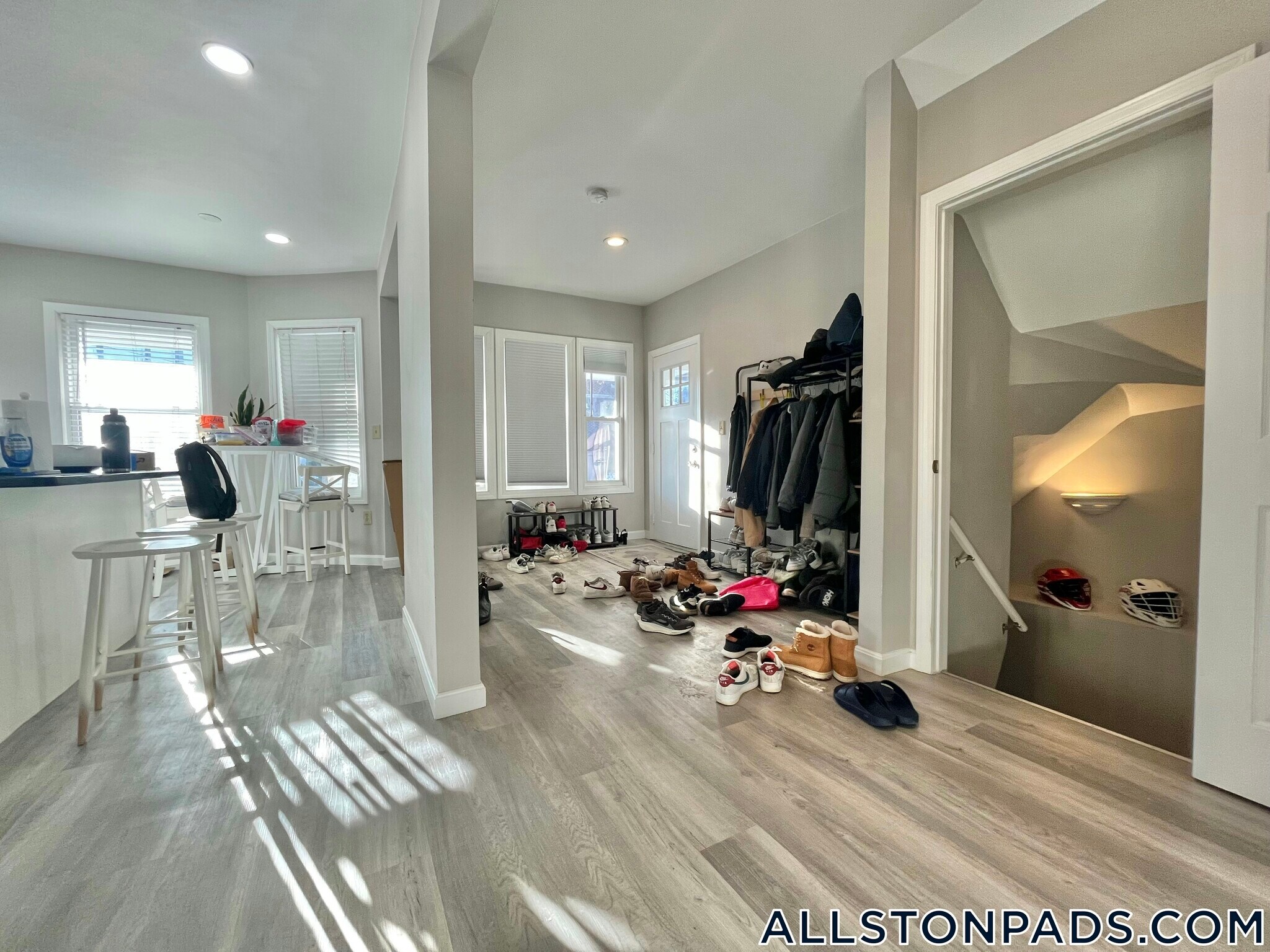 Building Photo - 66 Quint Ave