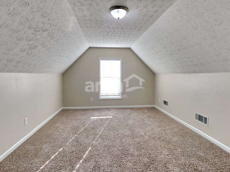 Building Photo - 1425 Bramlett Forest Trl