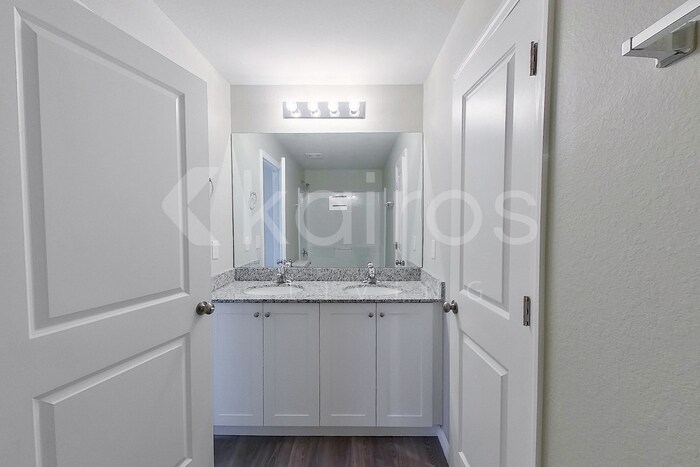 Building Photo - 18312 Gibraltar Ln