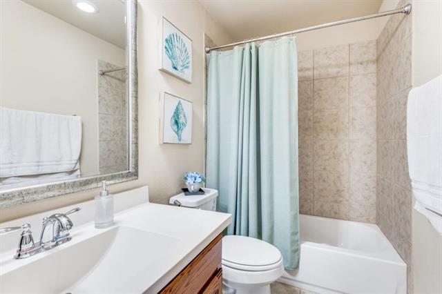 Building Photo - 7219 Comal Dr