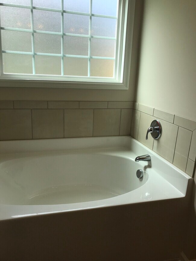 Building Photo - 9033 Brevard Rd