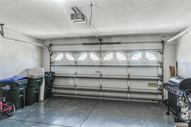 Building Photo - 2888 Phoenix Palm Terrace