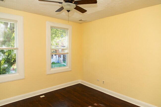 Building Photo - 505 Denison St