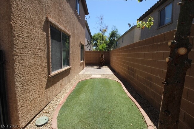 Building Photo - 8984 Salvatore St