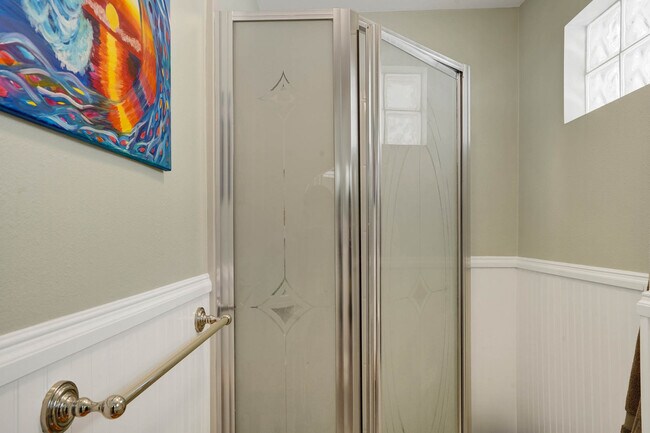 Building Photo - 1826 58th St S