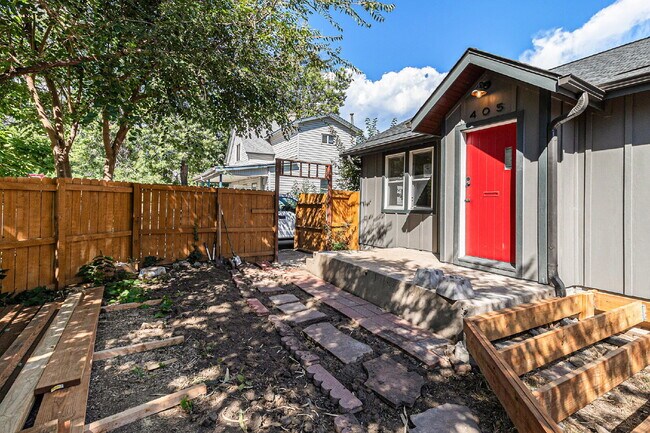 Primary Photo - Beautiful Single Family Home Available Now!