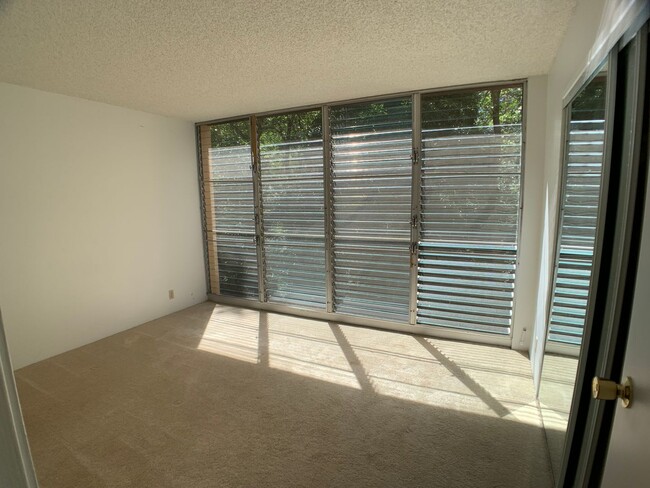 Building Photo - $2100/mo 2BR/1BA/2PKG, Mililani (Waikalani...