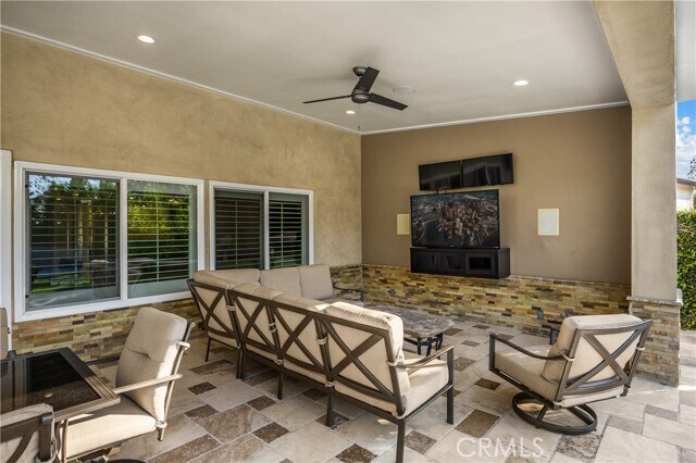 Building Photo - 1320 N Van Gogh Cir