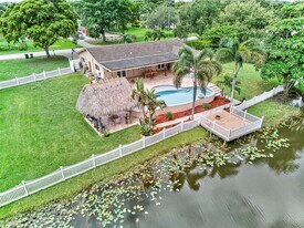 Building Photo - 10751 SW 26th Ct