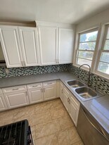 Building Photo - 626-628 Midvale Ave