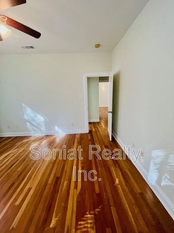 Building Photo - 3215 Nashville Ave