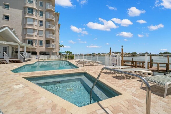 Building Photo - 9201 Captiva Cir