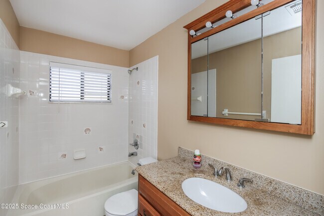 Building Photo - 157 Englar Dr