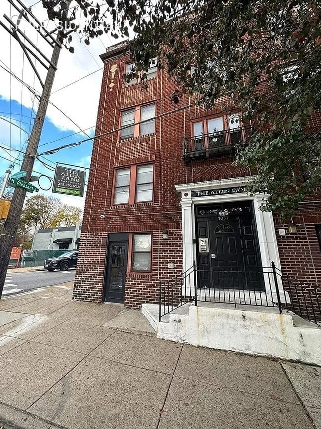 Building Photo - 7057 Cresheim Rd