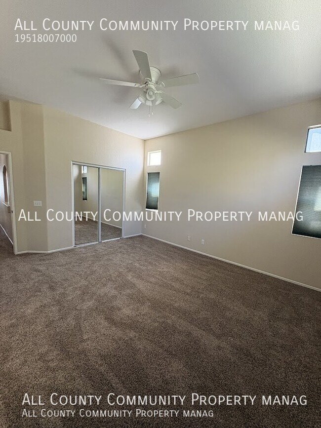 Building Photo - 39862 De Vendome Ct