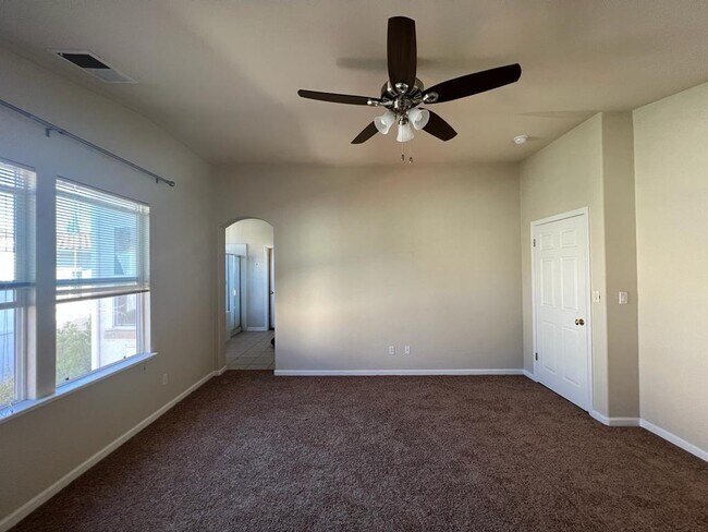 master bedroom - 4145 Cardena Ct