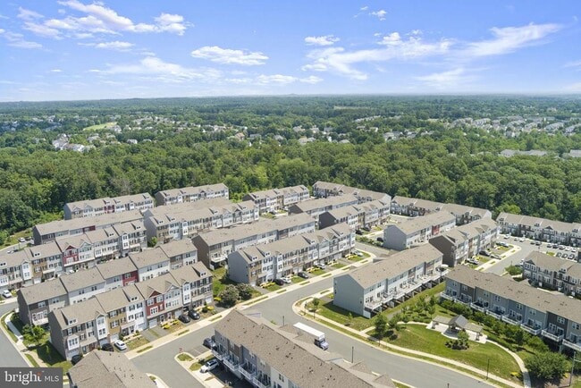 Building Photo - 6094 Camerons Ferry Dr