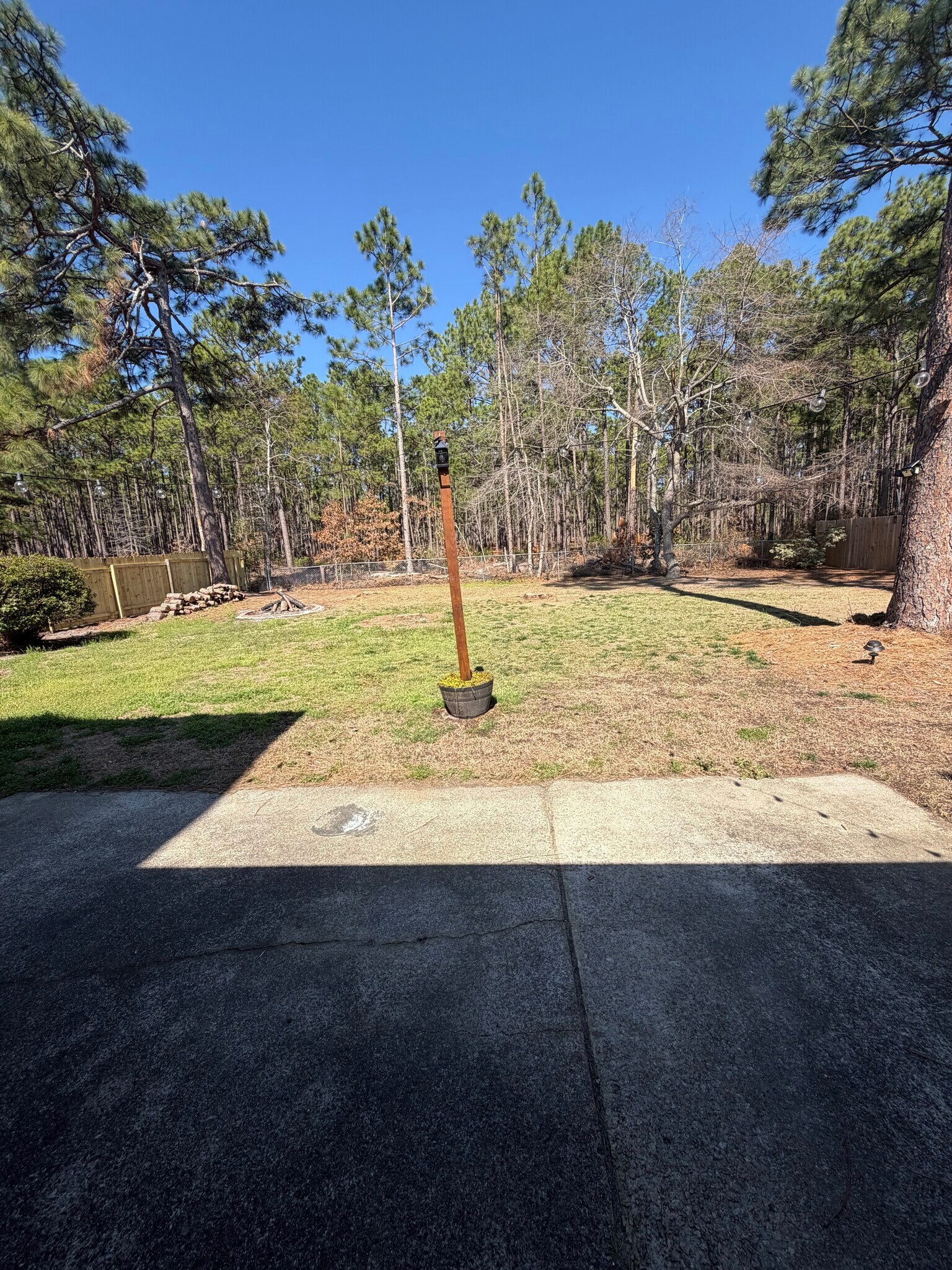 Building Photo - 6550 Brookshire St