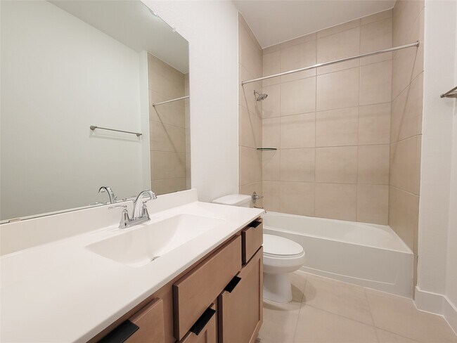 Building Photo - 10058 Rosette Dr