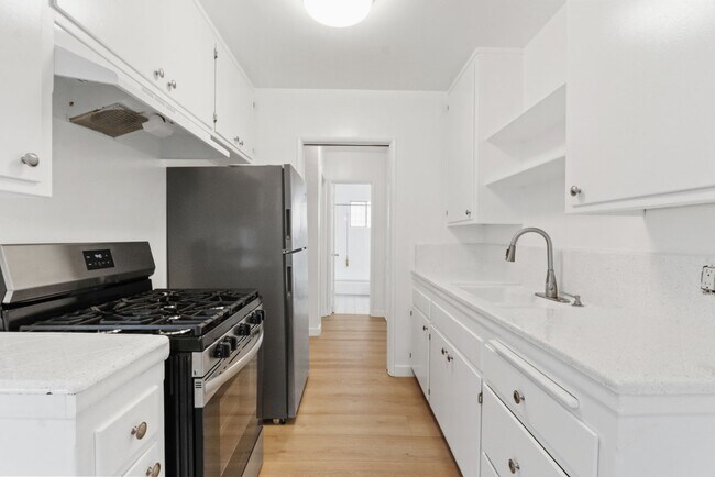Interior Photo - 1437 Brockton Ave, Prime West LA, north of...