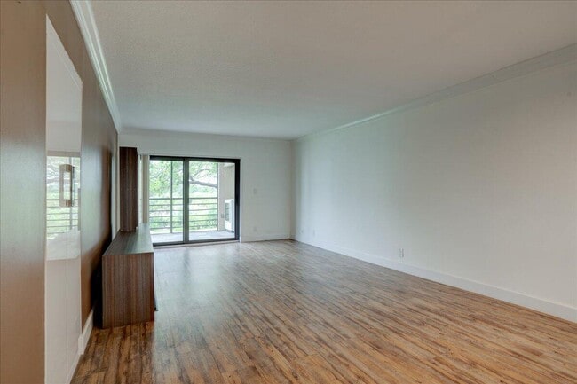 Building Photo - 9235 SW 8th St