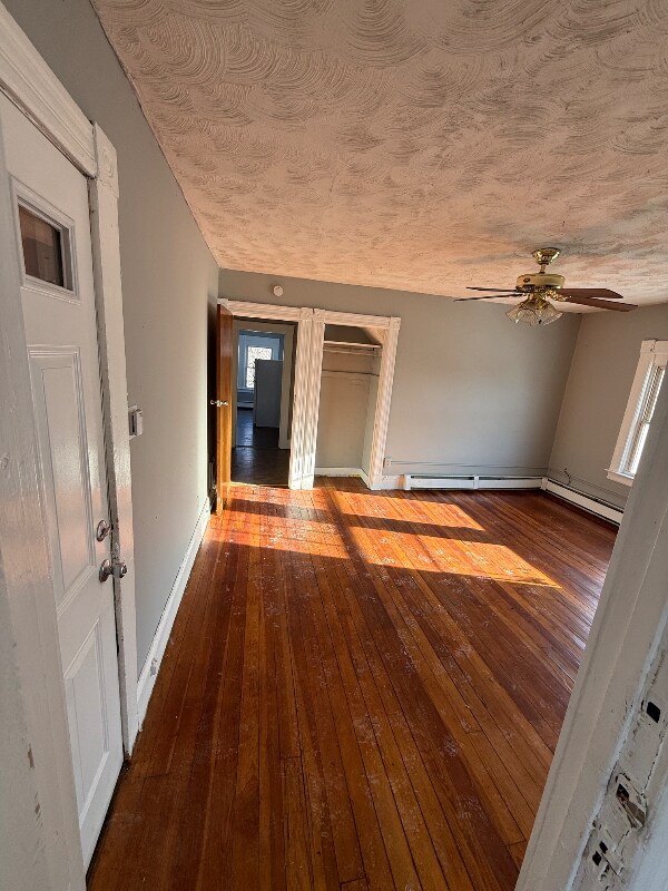 Building Photo - 224 Vine St