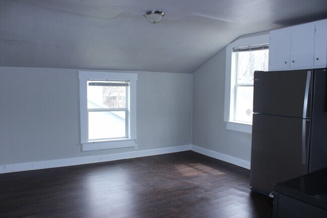 Building Photo - 1507 W Jackson St
