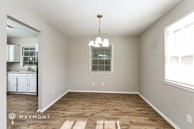 Building Photo - 1351 W Sedgefield Dr