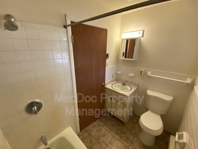 Building Photo - 5467 Potomac Dr