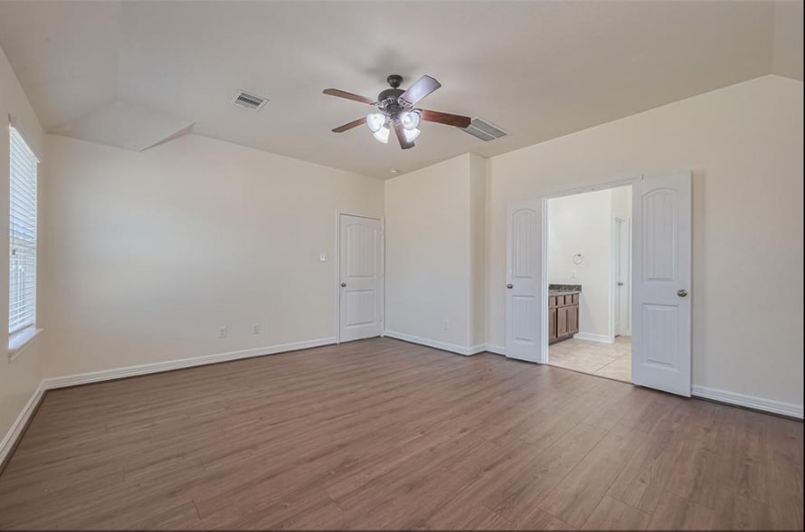 Building Photo - 2011 Fern River Ct