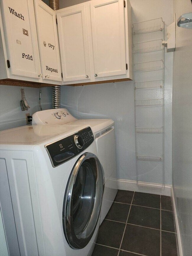 Building Photo - COMING SOON - Waters Edge Condo