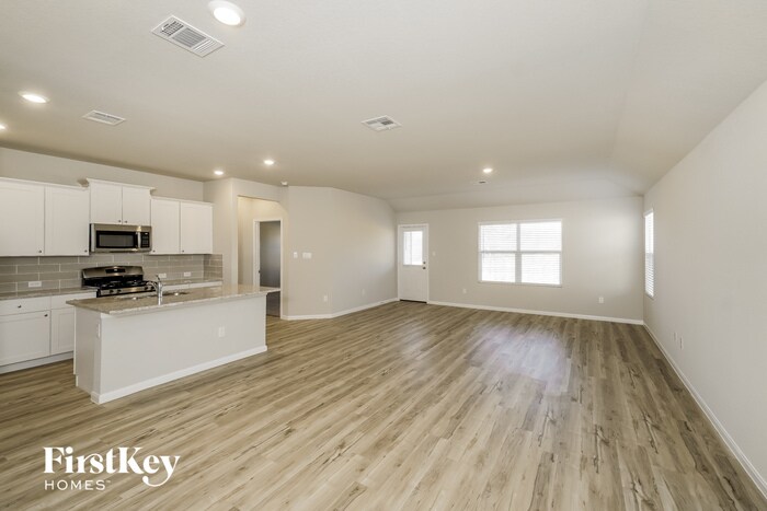 Building Photo - 6627 Hatchery Way