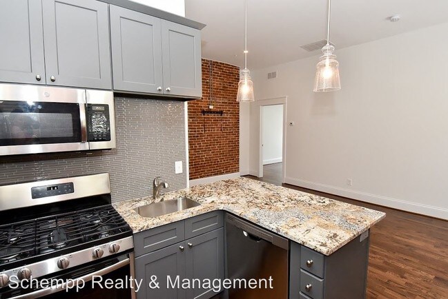 Building Photo - 1764 Frankfort Ave