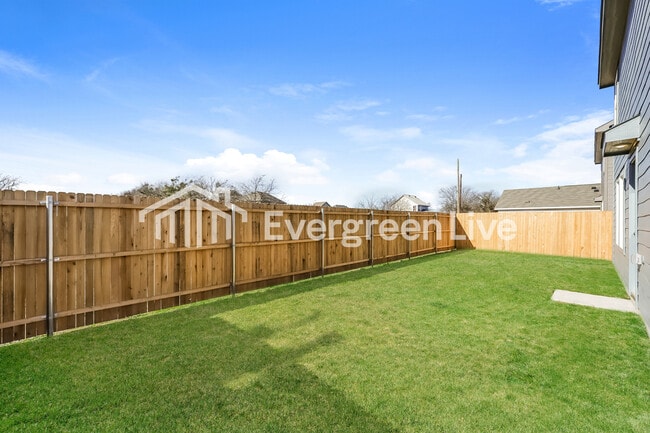 Building Photo - 10532 Desert Hawk Cir