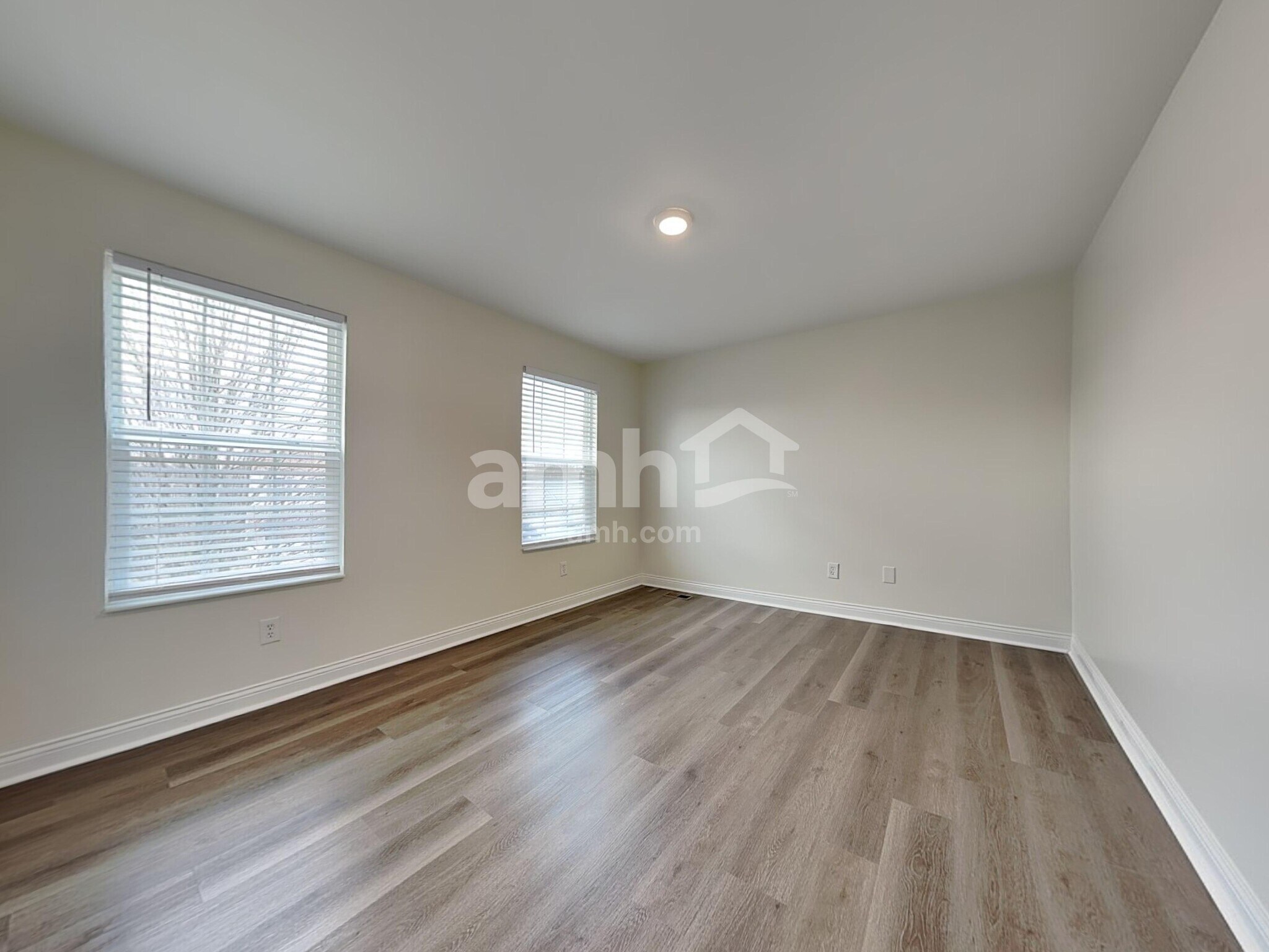 Building Photo - 2243 Bluegrama Dr