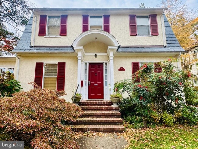 Building Photo - 3902 Hadley Square W