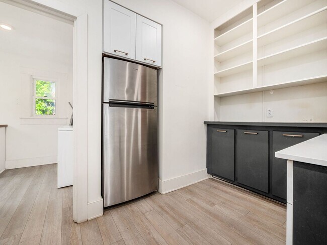 Building Photo - 201-205 West 1st Avenue