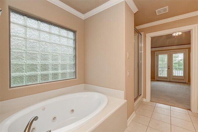Building Photo - 14426 Summerleaf Ln