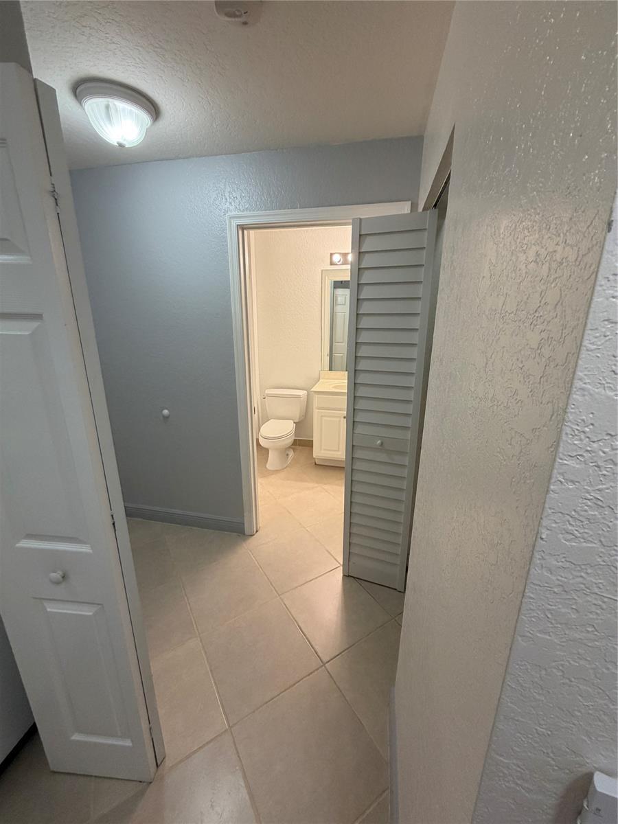 Building Photo - 3340 Palomino Dr